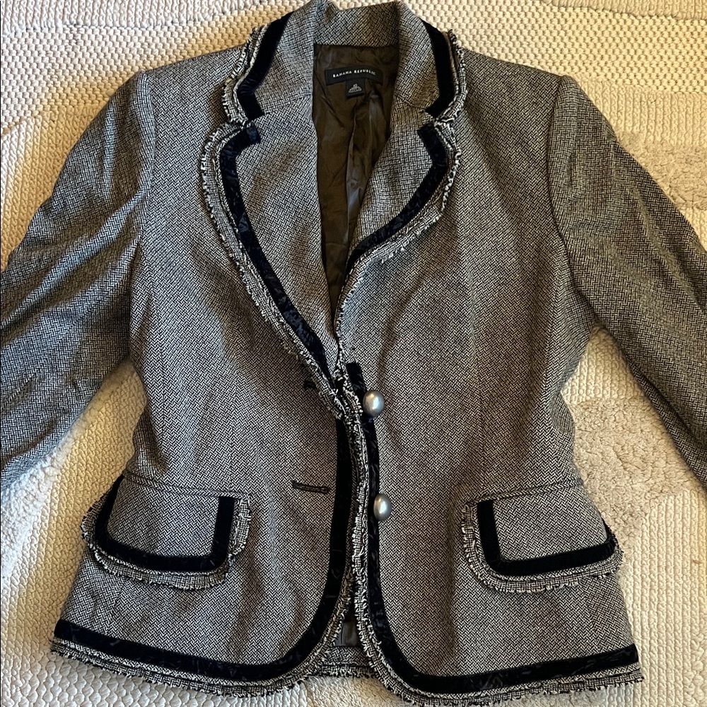 Vintage Banana Republic Gray Wool Blazer with Black Trim - 10